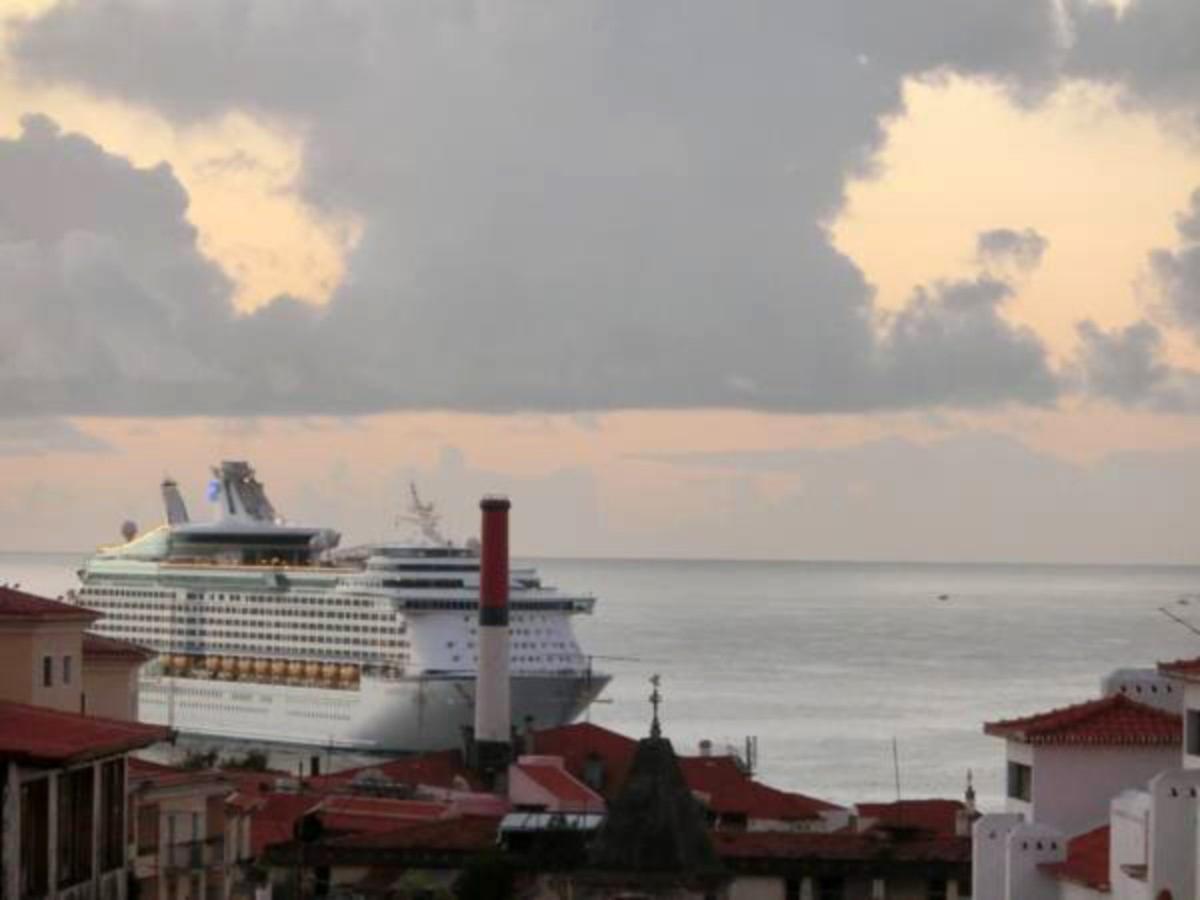 Apartament Ladeira Funchal Center Apartment Luaran gambar