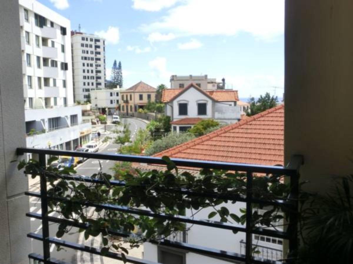 Apartament Ladeira Funchal Center Apartment Luaran gambar